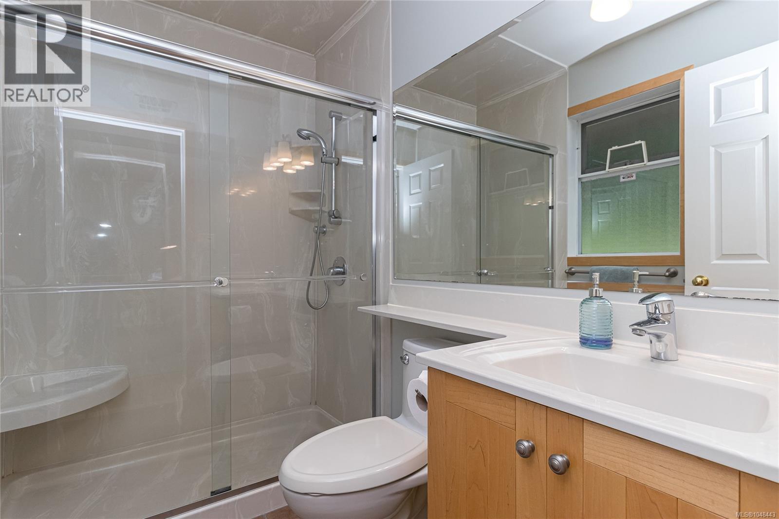  1567 Mayneview Terrace, North Saanich