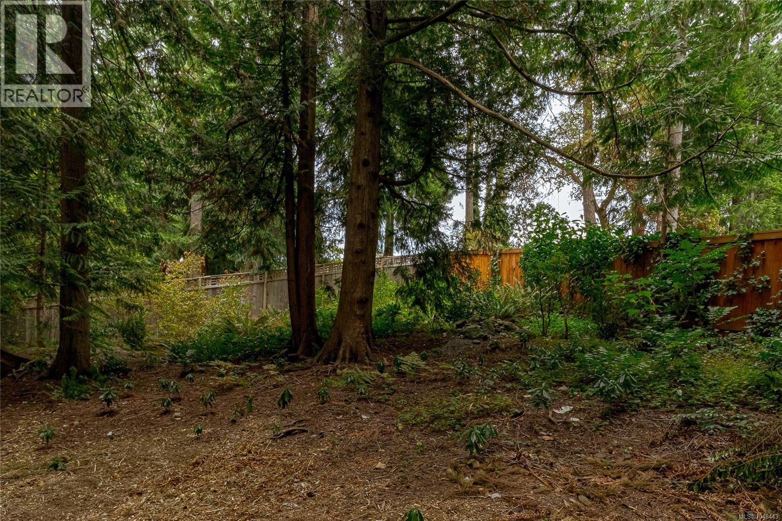  1567 Mayneview Terrace, North Saanich