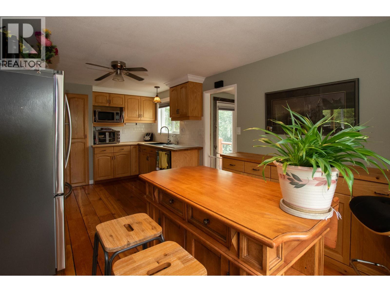 502 Marshall Road - 4