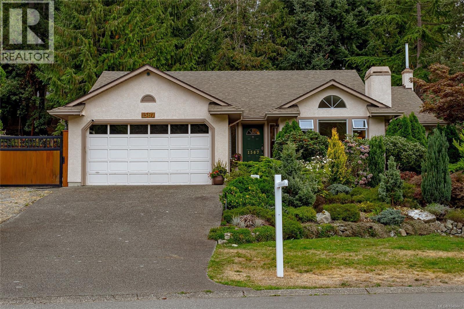  1567 Mayneview Terrace, North Saanich