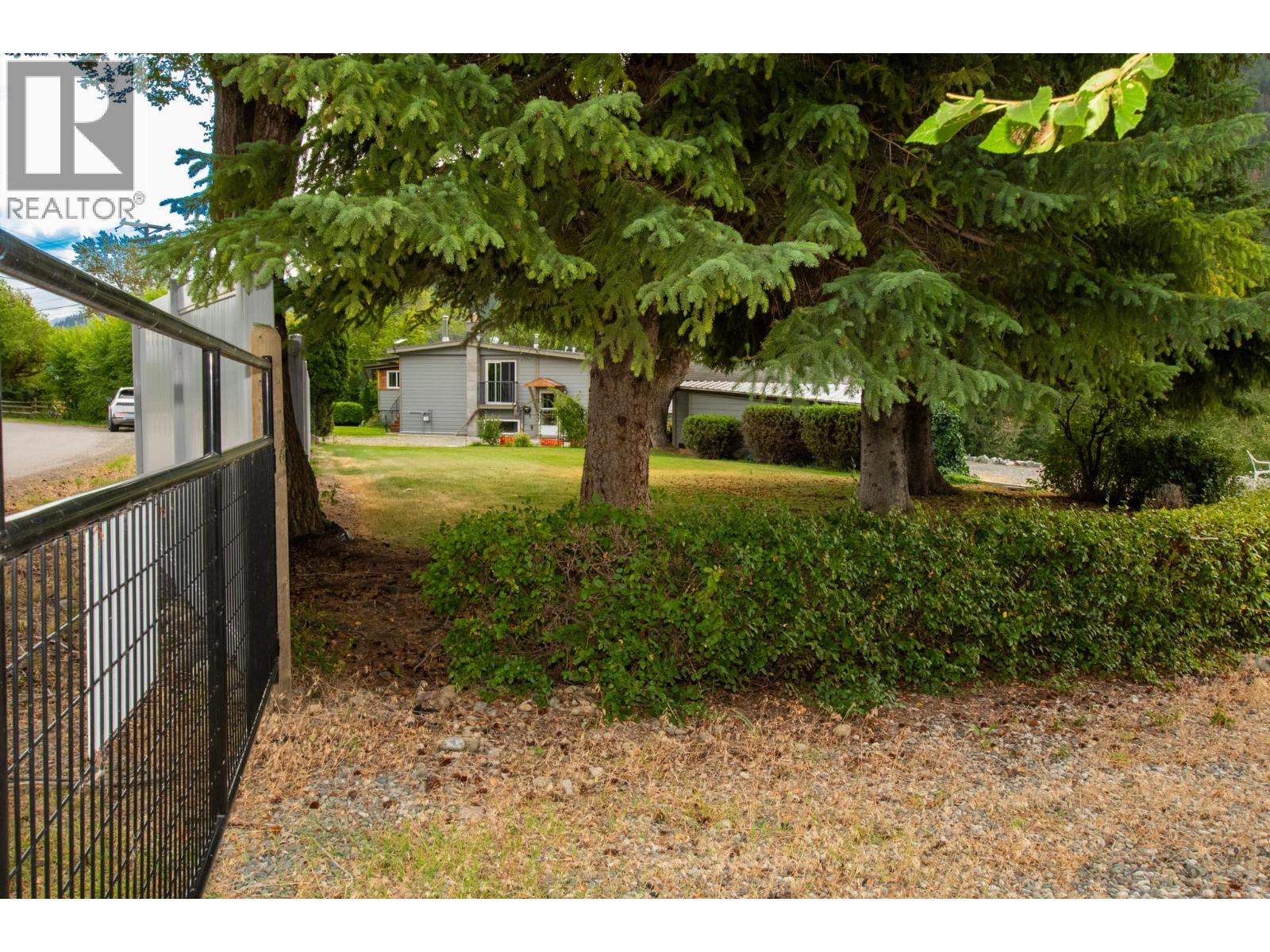 502 Marshall Road - 23
