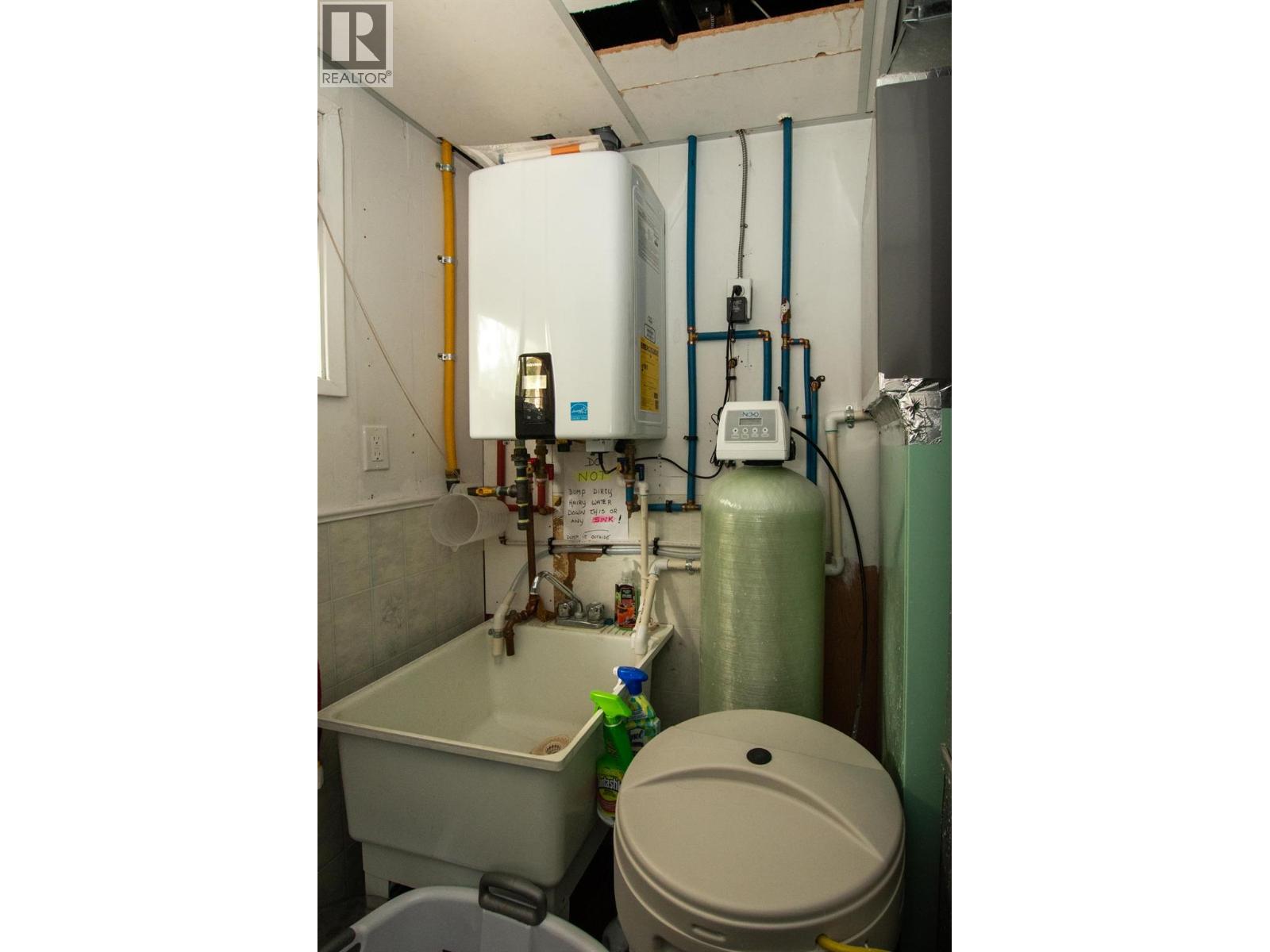 502 Marshall Road - Image 69