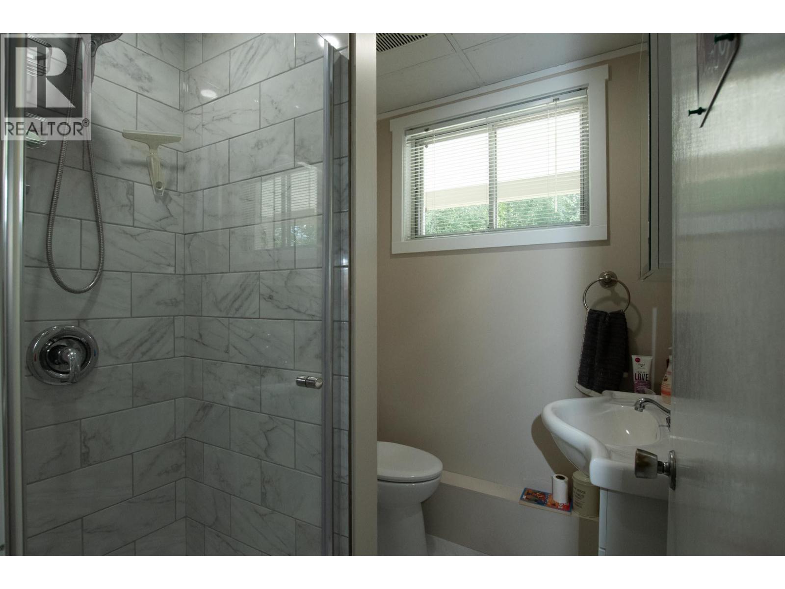 502 Marshall Road - Image 68