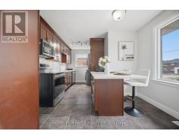 Upper Level - 199 Allen Street E, Waterloo, ON N2J1J9 Photo 10