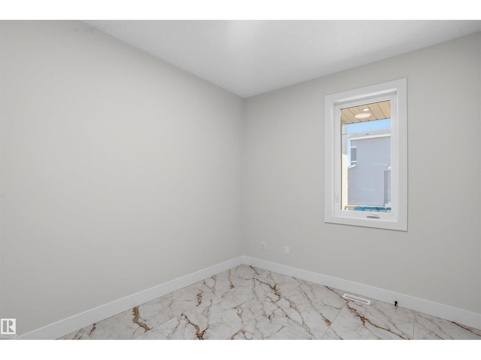 220 21 ST SW - 8