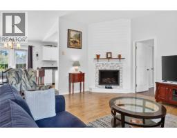 4521 Sunwood Pl, Bowser, BC V0R1G0 Photo 15