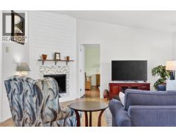 4521 Sunwood Pl, Bowser, BC V0R1G0 Photo 19