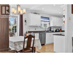 4521 Sunwood Pl, Bowser, BC V0R1G0 Photo 20