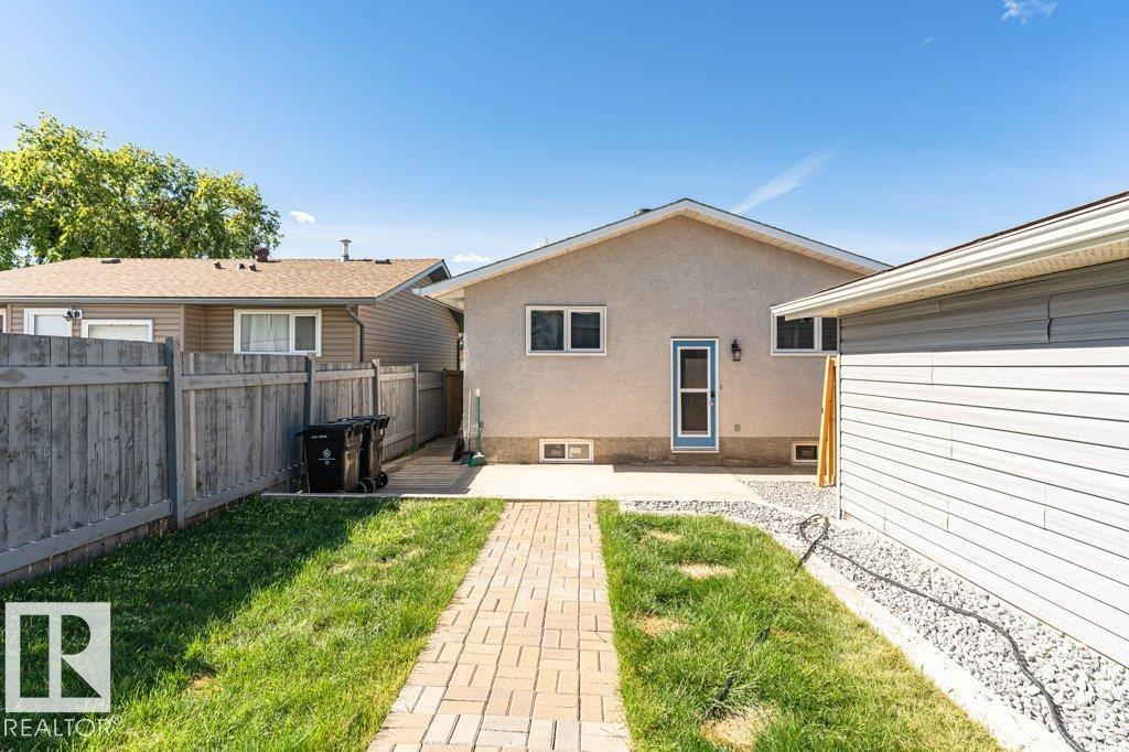 9413 80 ST - 35