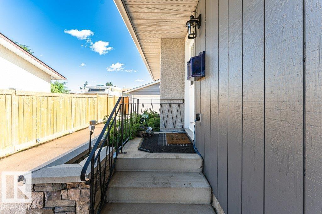 9413 80 ST - Image 63