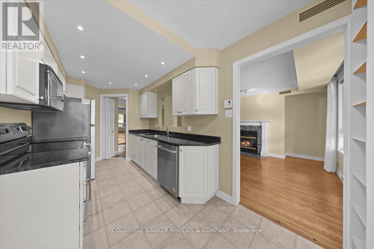 3 Bed, 2 Bath Apartment for Sale in Ottawa – 205 – 939 NORTH RIVER ROAD, Ottawa – MLS# X13739164 - Image 15