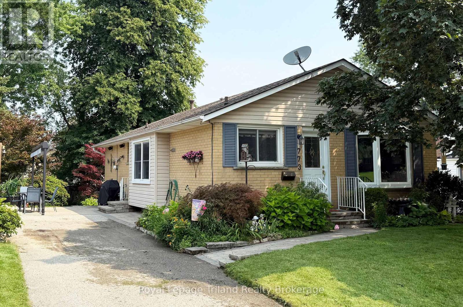 Property for sale at 773 GLADSTONE DRIVE