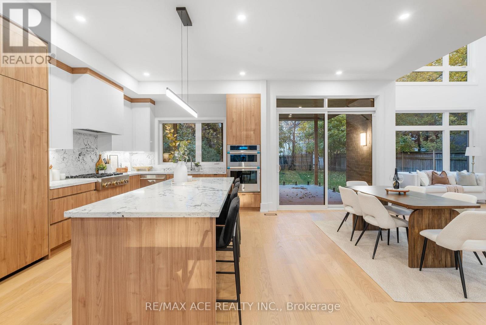 175 HAREWOOD AVENUE - 10