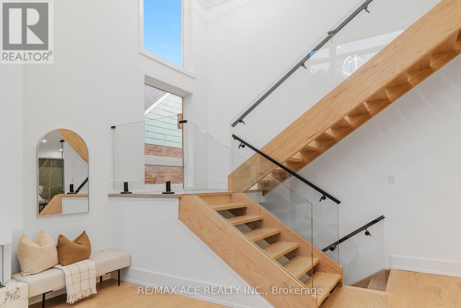 175 HAREWOOD AVENUE - 17