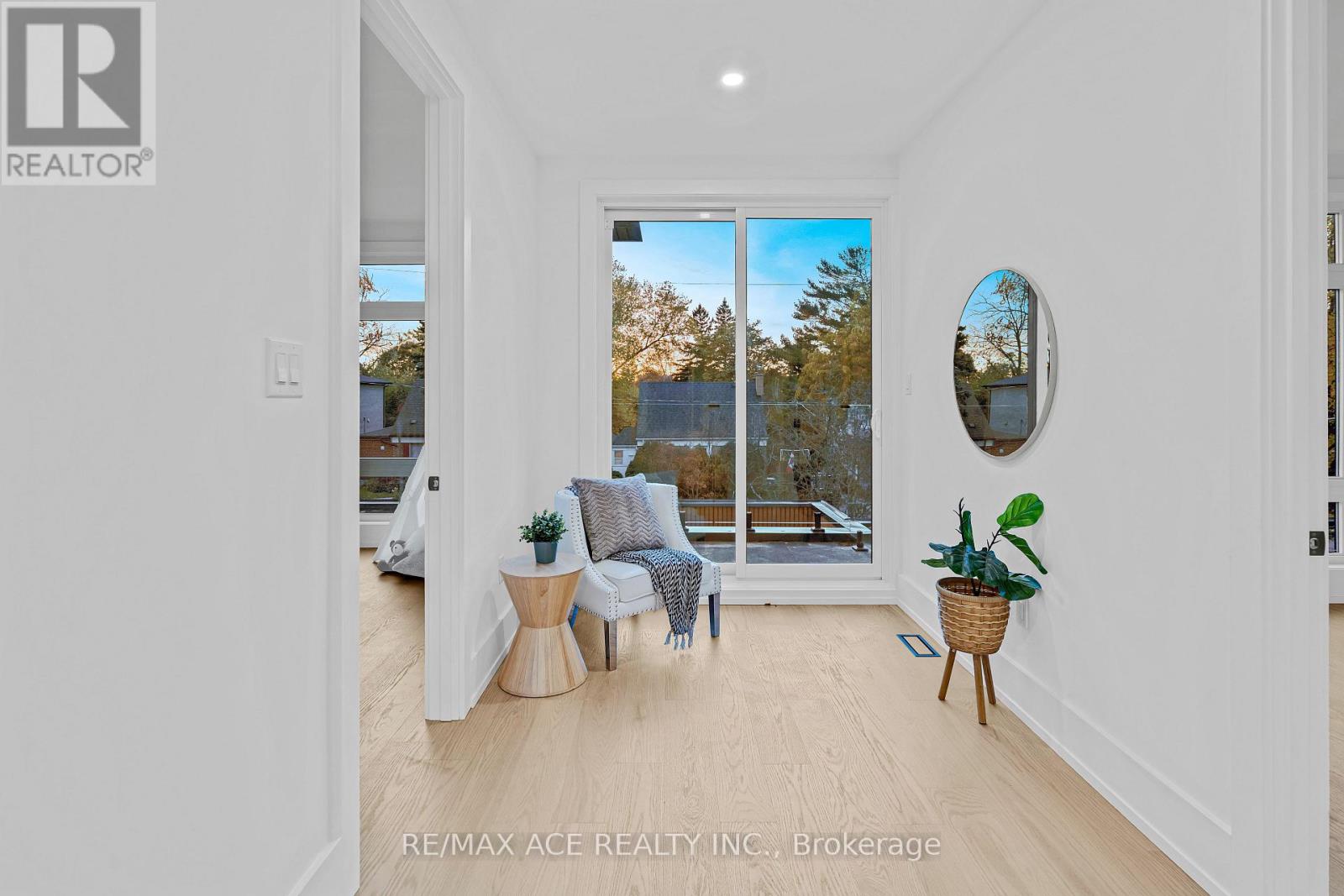 175 HAREWOOD AVENUE - 28
