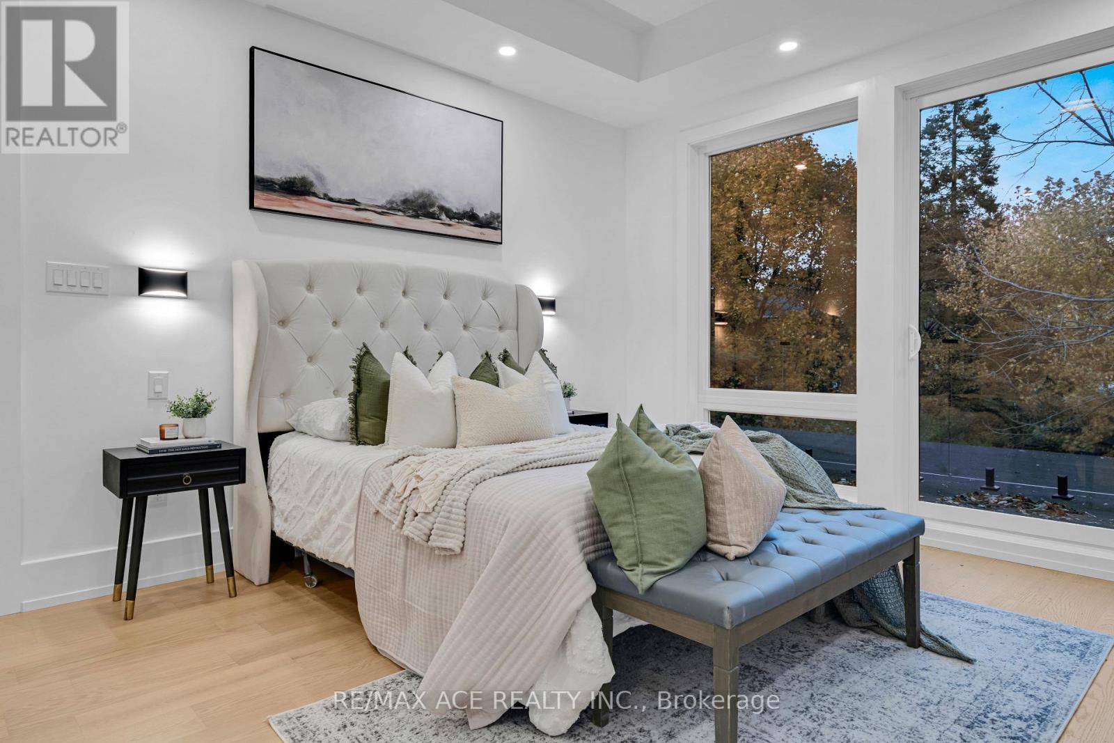 175 HAREWOOD AVENUE - 30