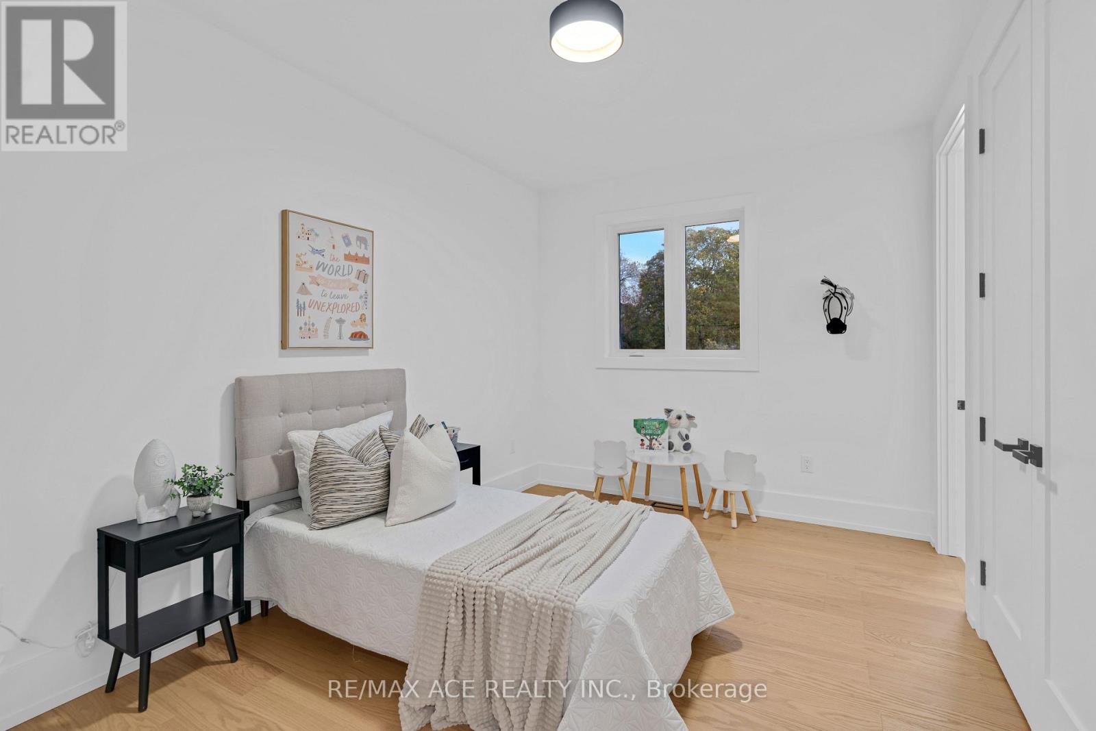 175 HAREWOOD AVENUE - 38