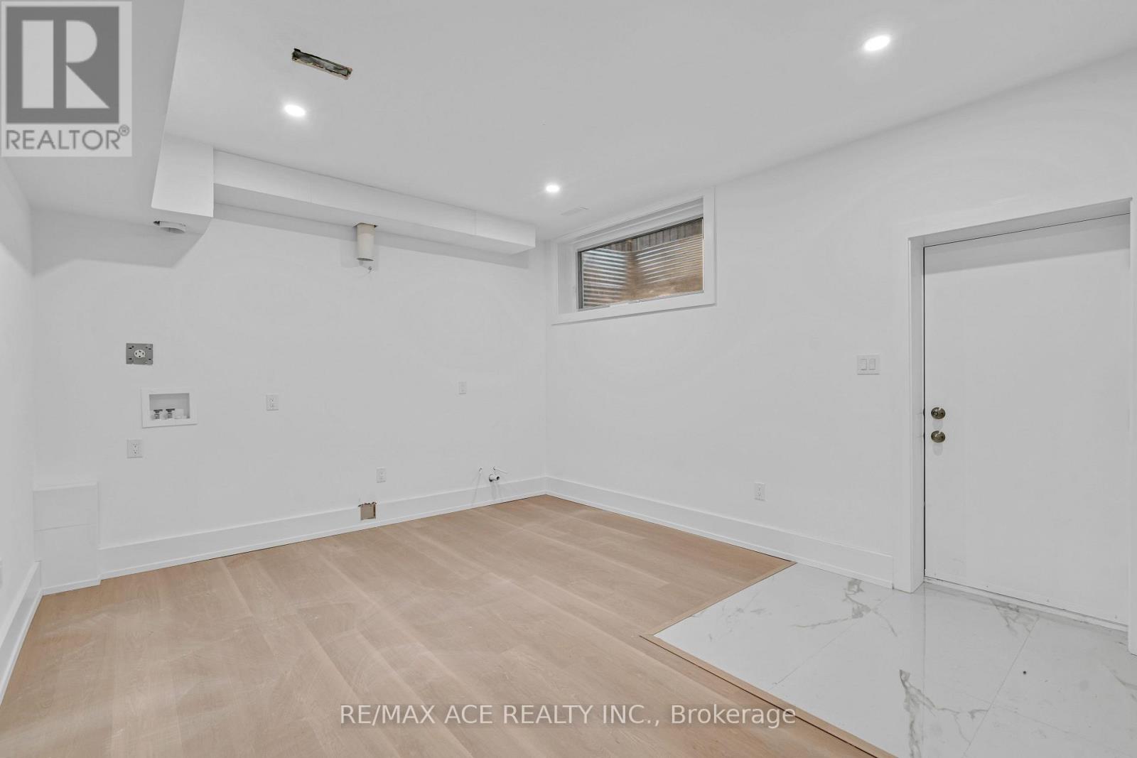 175 HAREWOOD AVENUE - 45