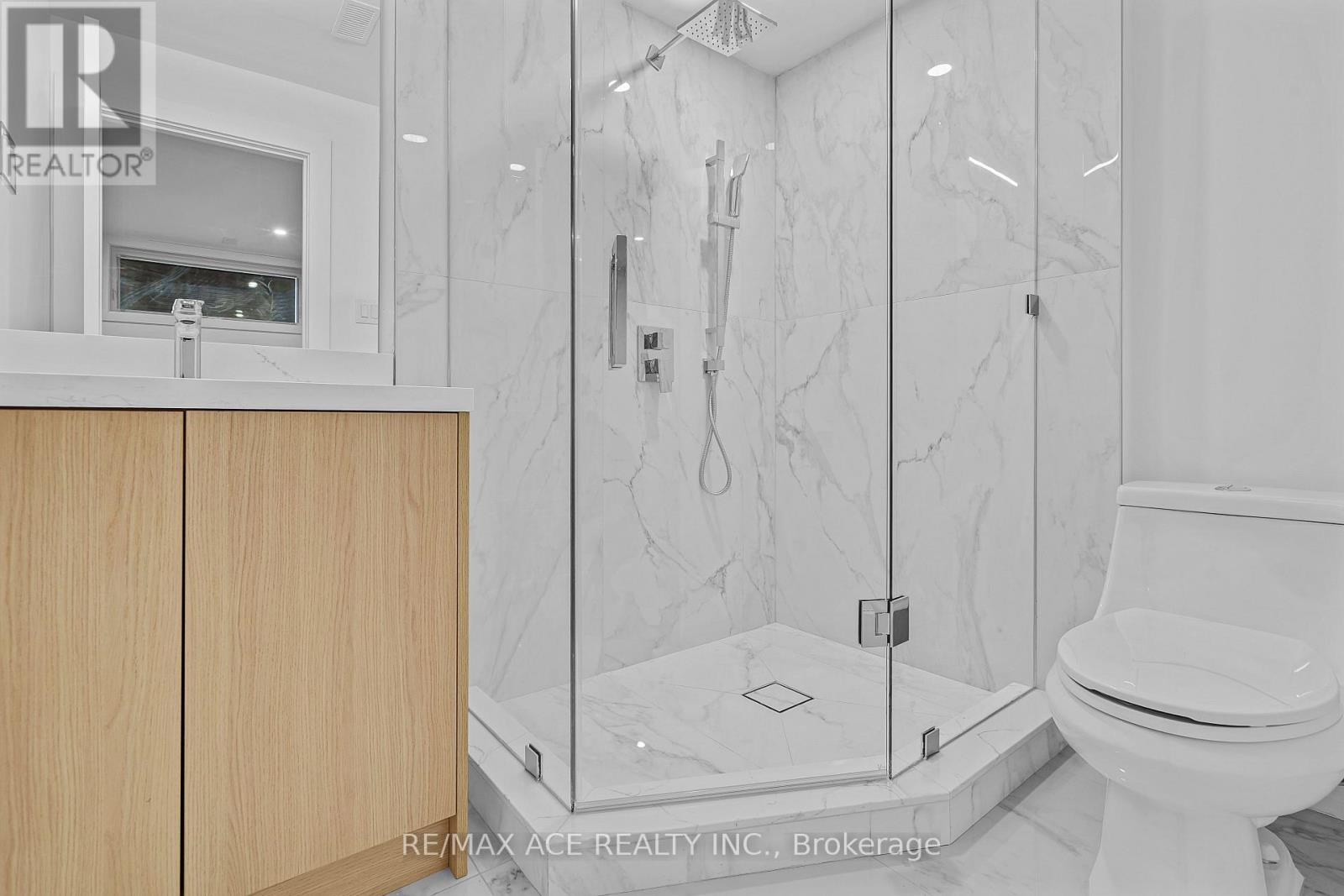 175 HAREWOOD AVENUE - 47