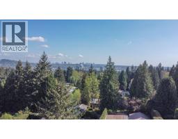 1352 E 16th Street, North Vancouver, BC V7J1L4 Photo 28