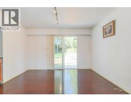 1352 E 16th Street, North Vancouver, BC V7J1L4 Photo 8