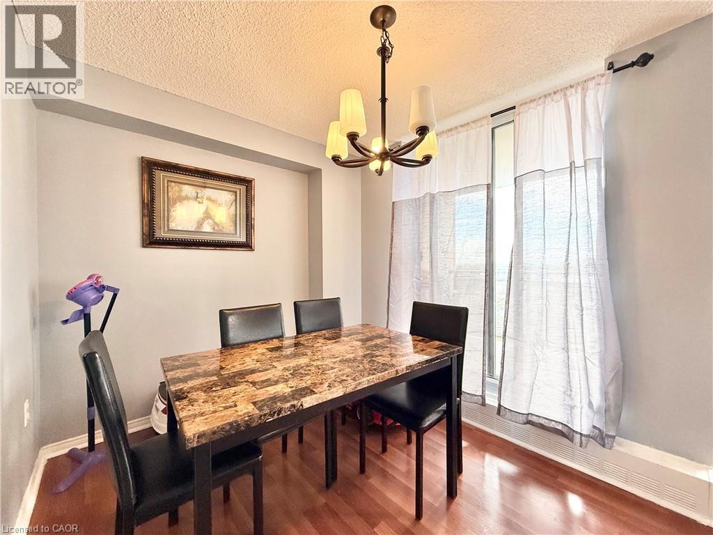 #1013 2900 BATTLEFORD Road, Mississauga, Ontario, L5N2V9, Mississauga, Ontario — photo 3 of 5