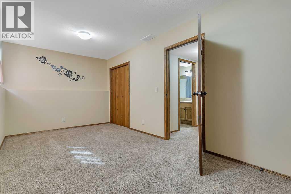 Listing photo – 14 Lincoln Street, Sylvan Lake