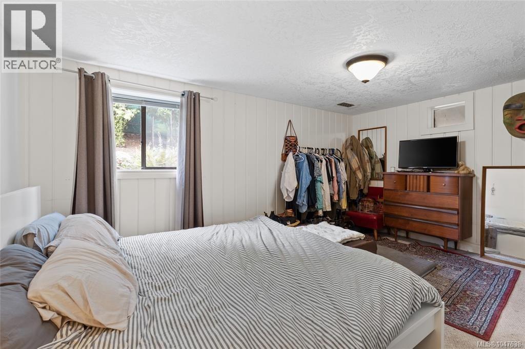  10664 Cedar Drive, Youbou