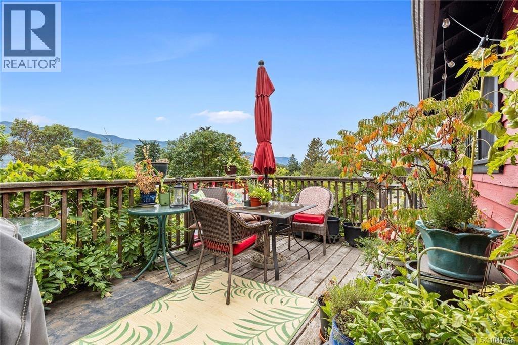  10664 Cedar Drive, Youbou