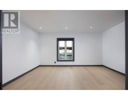 Living room - 627 Lakelands Avenue, Innisfil, ON L9S4E5 Photo 7