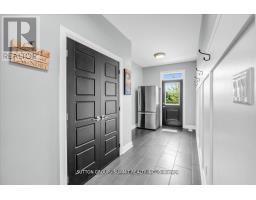 Kitchen - 3 Best Court, Oro Medonte, ON L0L2L0 Photo 10