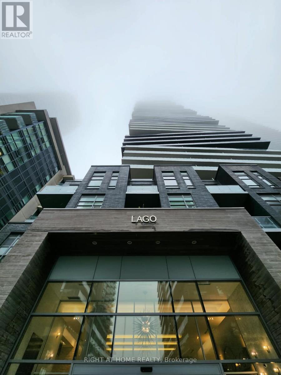 #608 56 ANNIE CRAIG DRIVE - 1