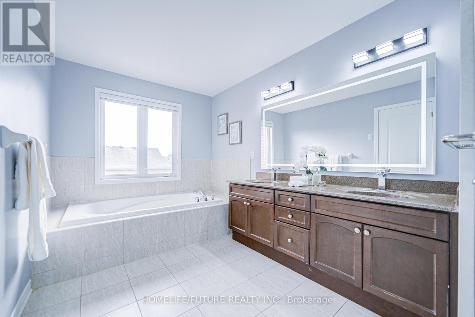 342 LAUNDON TERRACE - 32