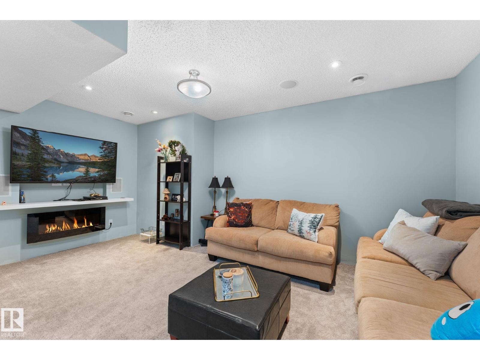 1518 CHAPMAN WY SW - Image 41