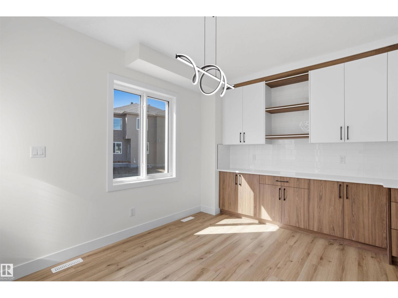 402 Munn CO - Image 16