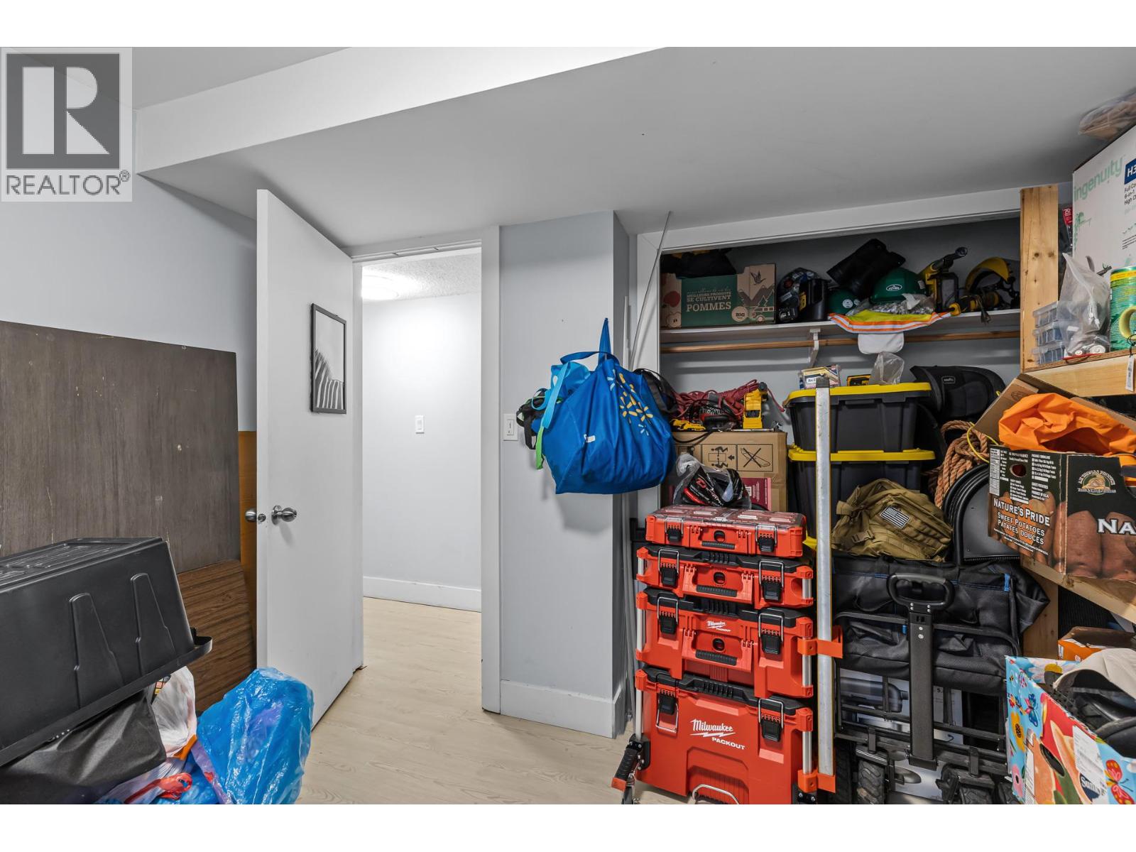 714 Young Road - 33