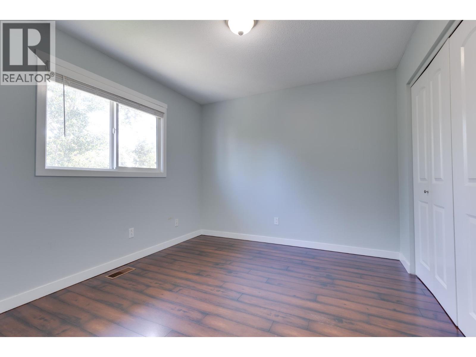 Photo 29 of 31 — 4206-4210 1ST AVENUE · Prince George, BC