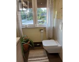 2216 Champlain Road, Tiny, ON L9M0C4 Photo 12