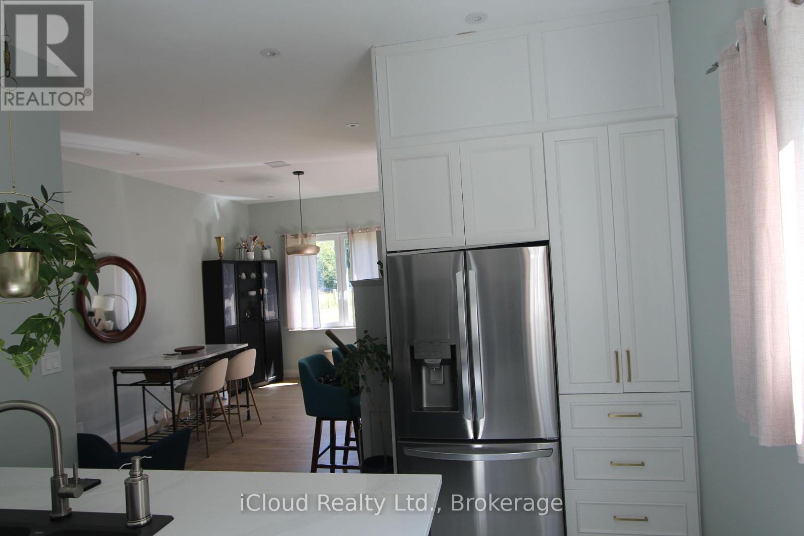 2216 Champlain Road — photo 18