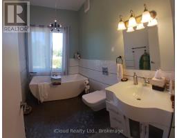 2216 Champlain Road, Tiny, ON L9M0C4 Photo 11