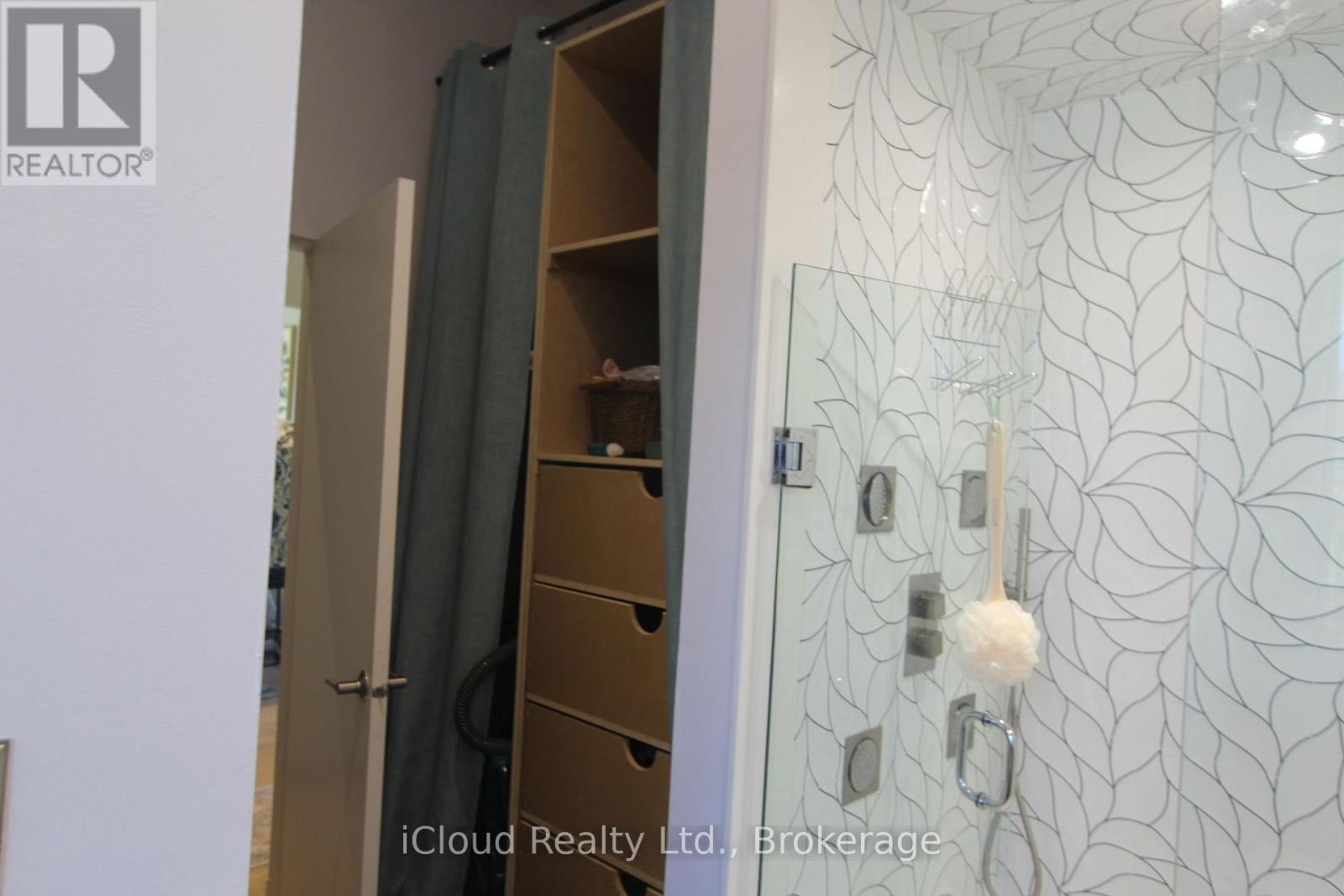 2216 Champlain Road — photo 31