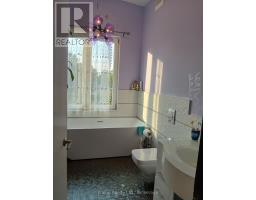 2216 Champlain Road, Tiny, ON L9M0C4 Photo 29