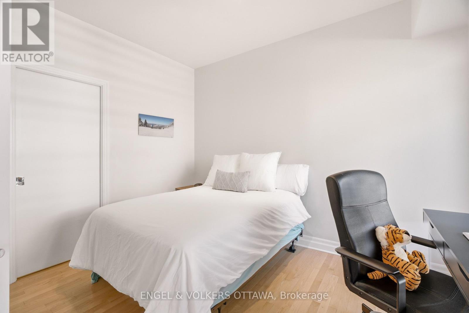 2 Bed, 2 Bath Apartment for Sale in Ottawa – 711 – 235 KENT STREET, Ottawa – MLS# X13739272 - Image 26