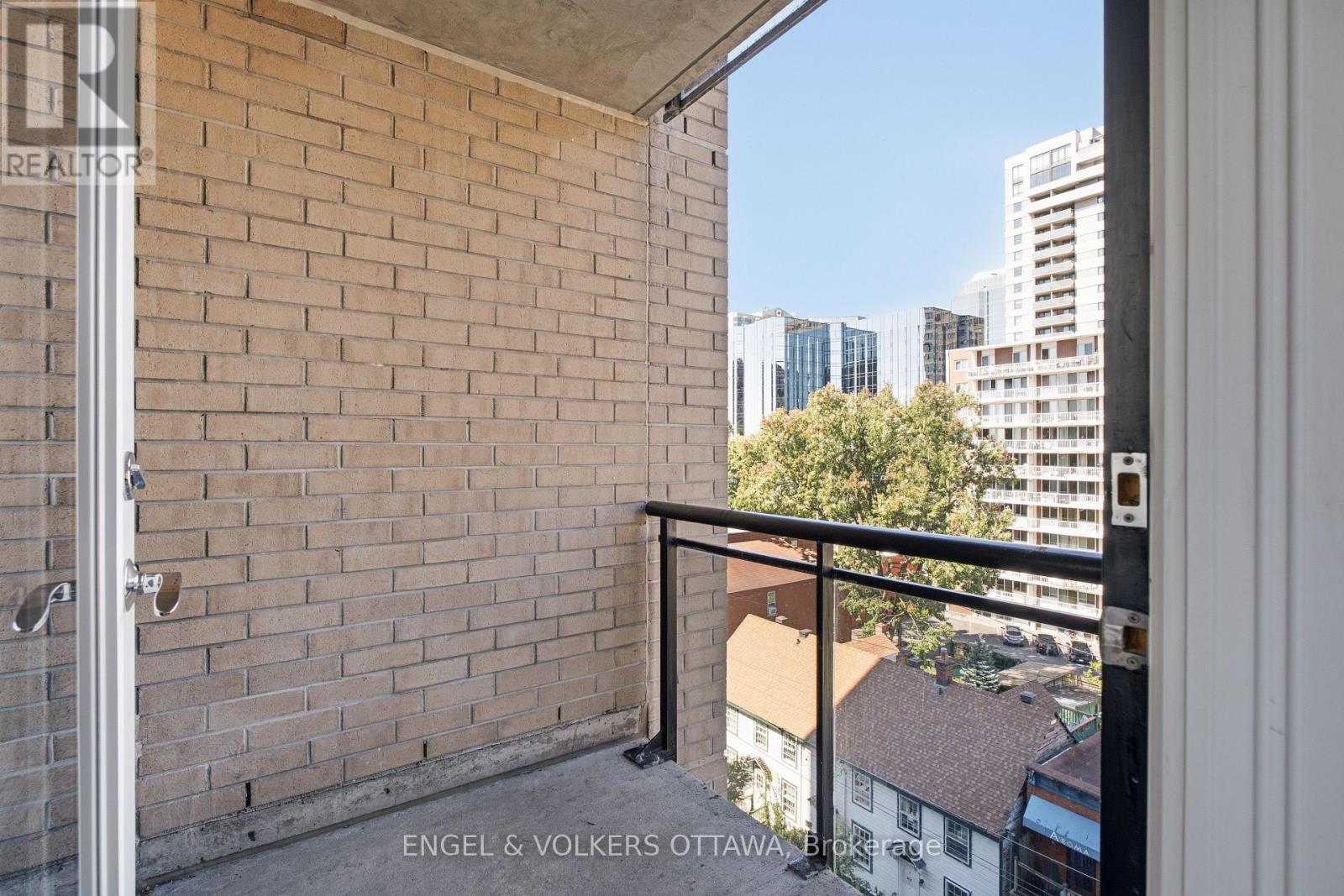 2 Bed, 2 Bath Apartment for Sale in Ottawa – 711 – 235 KENT STREET, Ottawa – MLS# X13739272 - Image 30