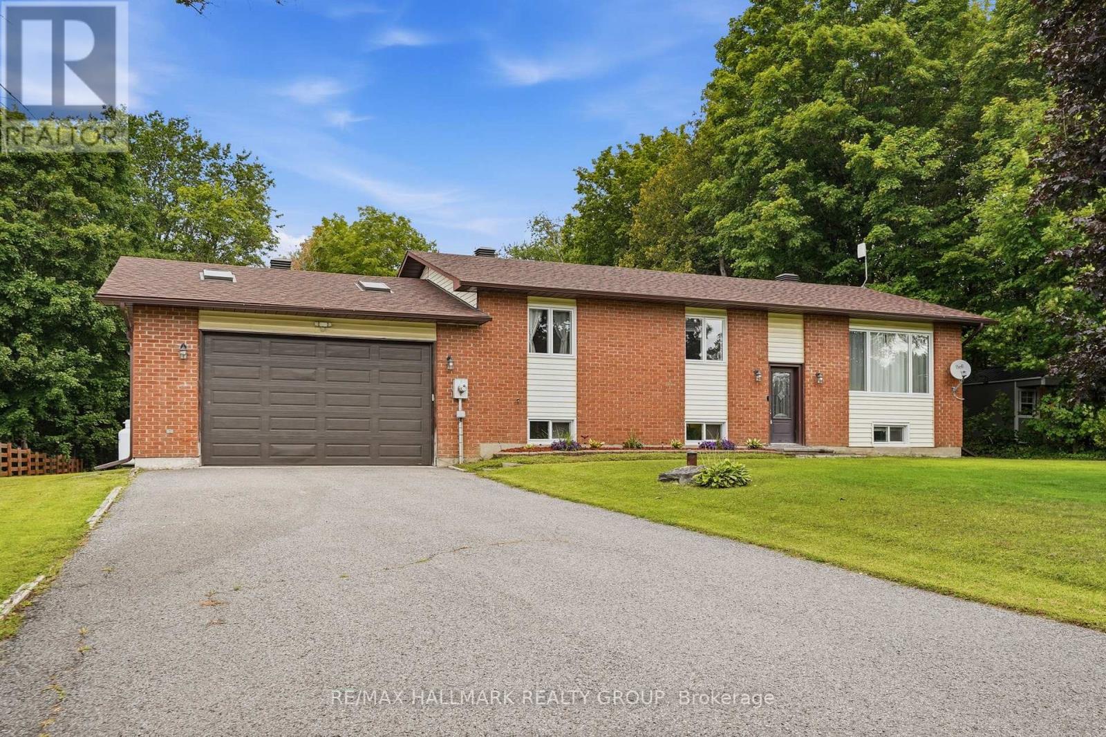 601 LAKE GEORGE Road, Alfred and Plantagenet, Ontario, K0B1L0, Alfred and Plantagenet, Ontario — photo 4 of 5