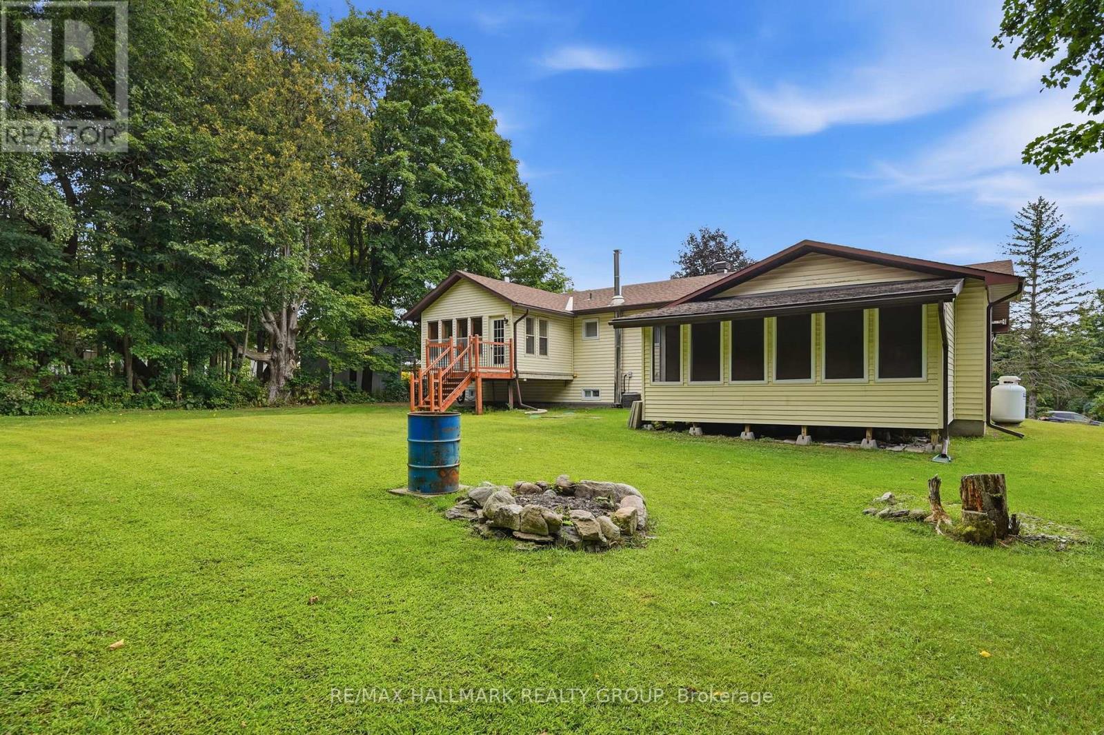 601 LAKE GEORGE ROAD - 40