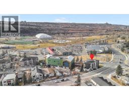 4907 Bowness Road NW - photo 34