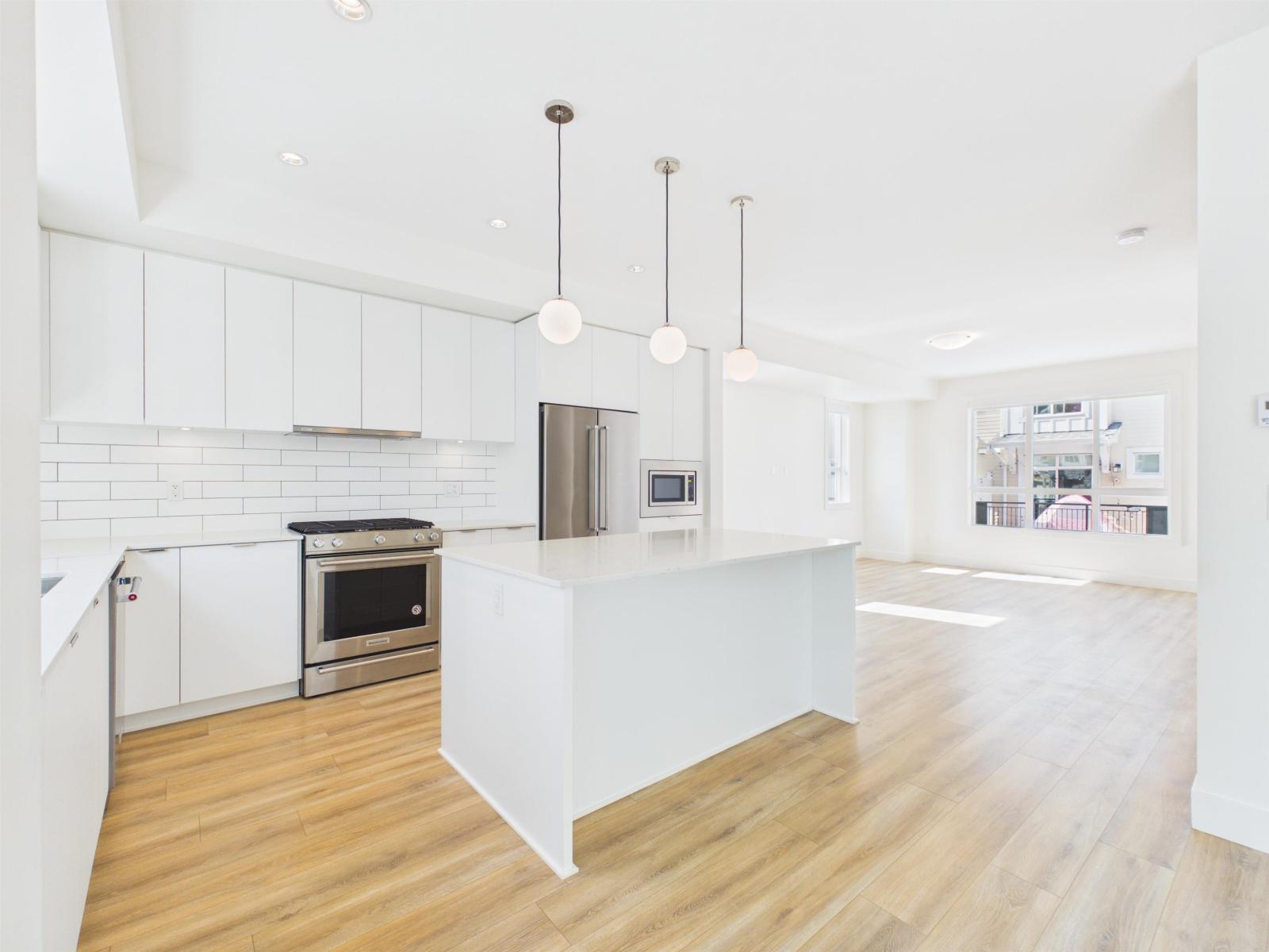 85 16561 17A AVENUE, Surrey — photo 6
