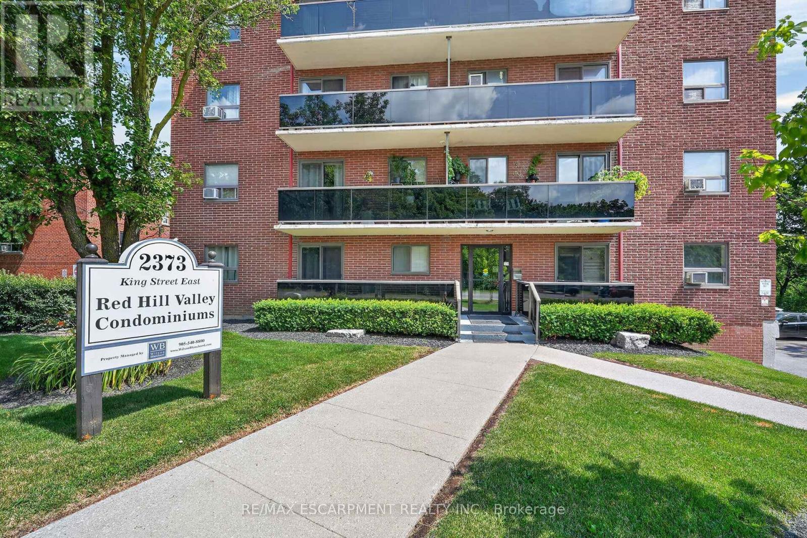 #52 2373 KING STREET E - 3