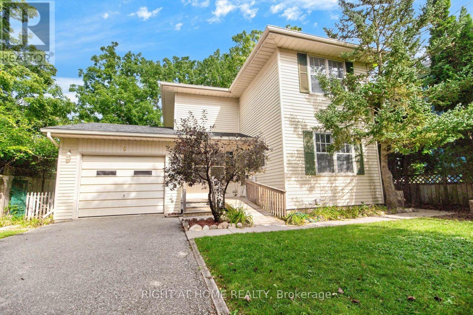 8 AMELIA STREET - 1